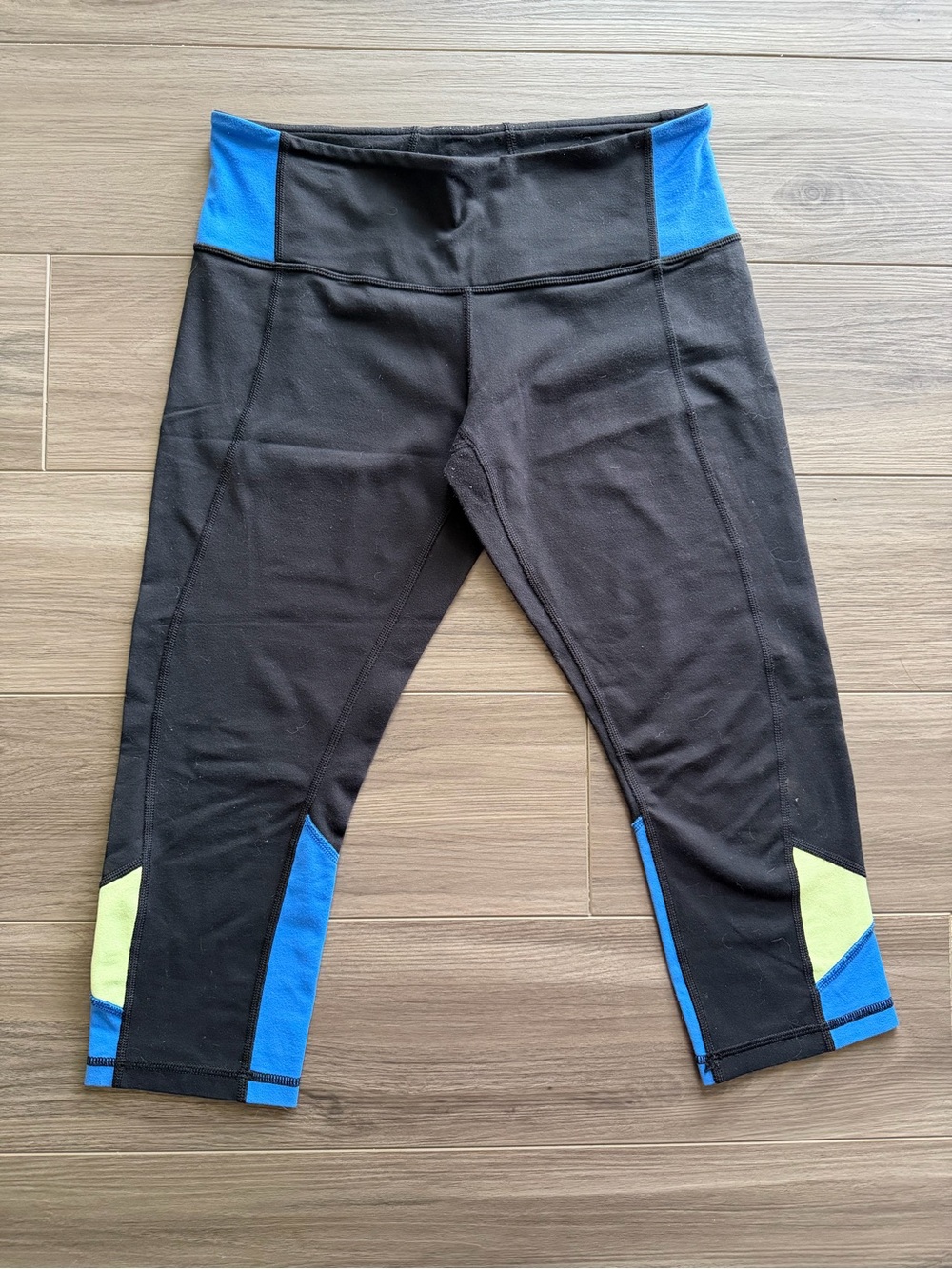 Lululemon capris